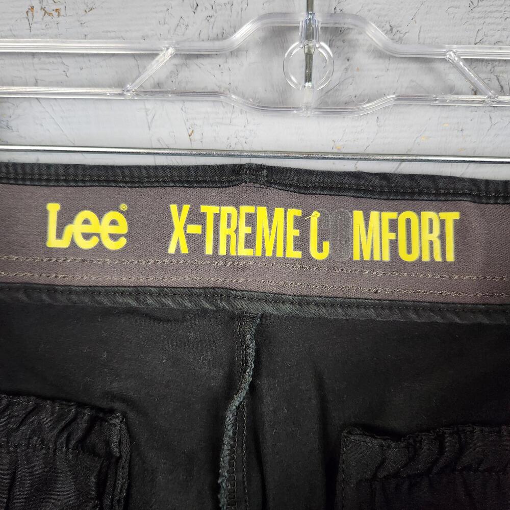 Lee Extreme Comfort Pants Mens 38x30 Black Stretch Chino Casual Straight Leg - Picture 10 of 12